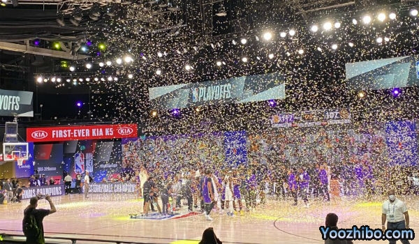 <a href=/lanqiuzbb/lakers/ target=_blank class=infotextkey>湖人</a>力克<a href=/lanqiuzbb/nuggets/ target=_blank class=infotextkey>掘金</a>4-1晋级总决赛
