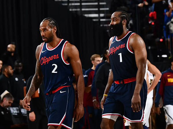 NBA西部新格局：雷霆领跑，多队竞逐季后赛